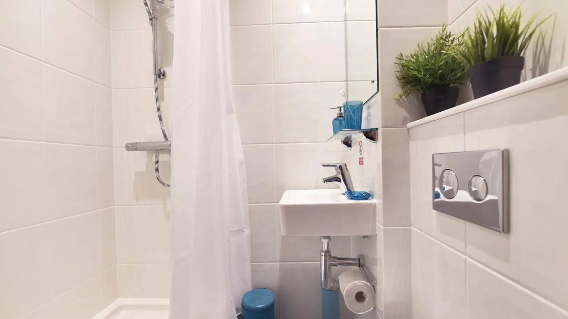 Apartment Raymont Hall In London