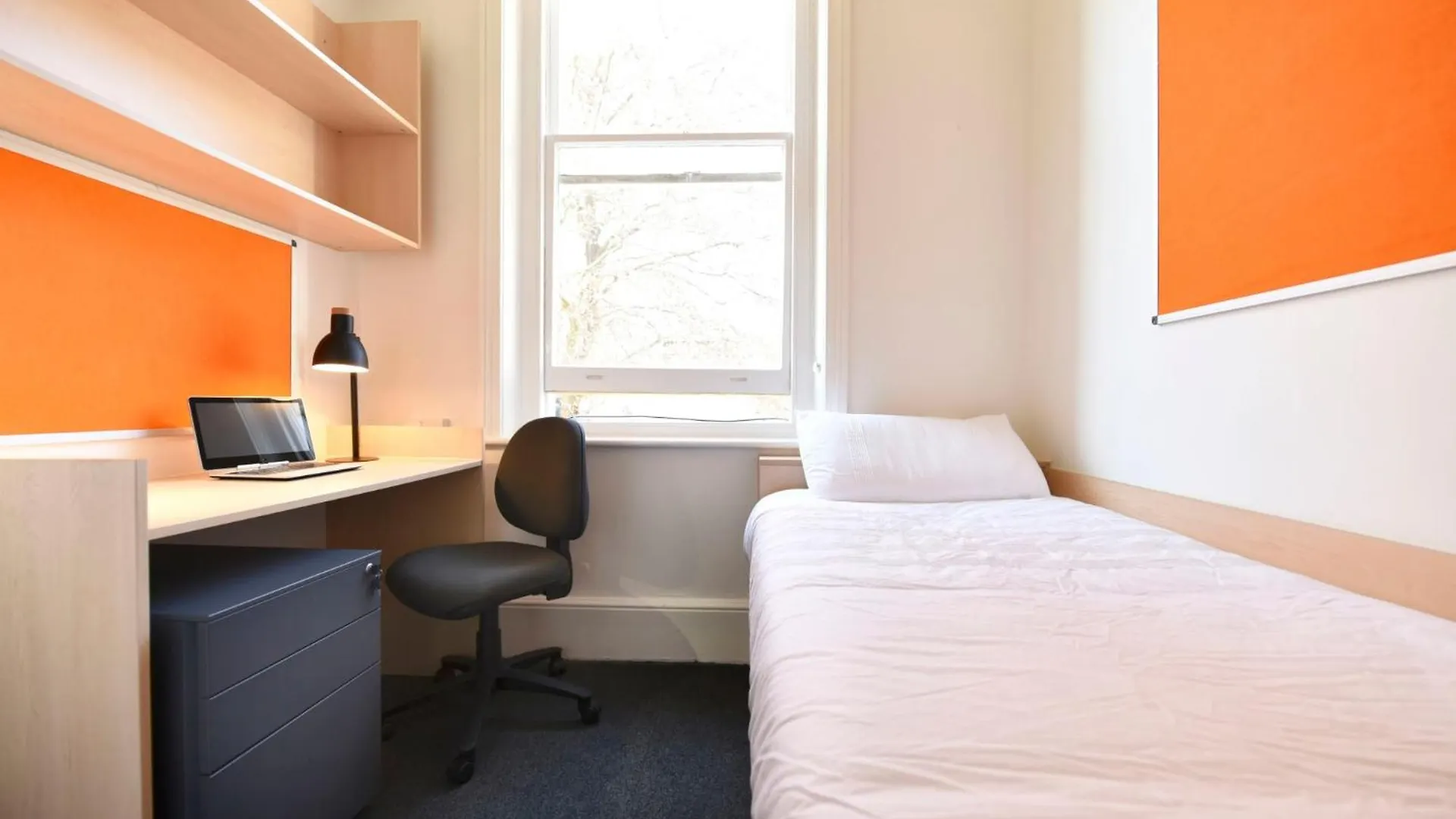 Raymont Hall In London Apartment